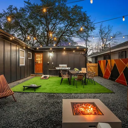 Beautiful Home By Houston Rodeo & Med Cntr With Great Backyard